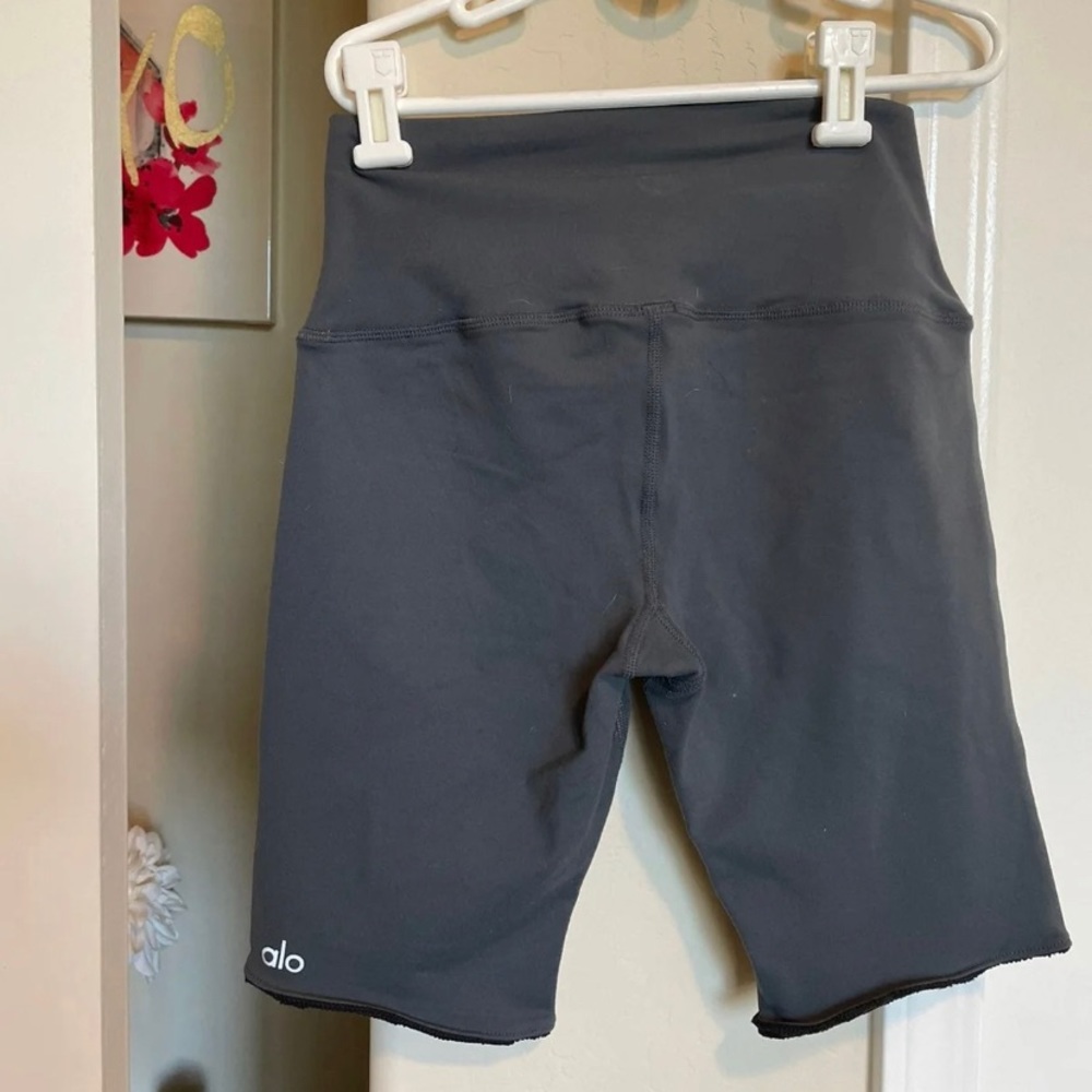 Alo biker shorts